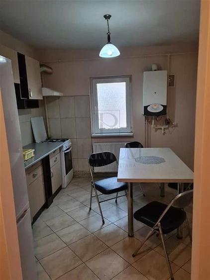 Complex Studentesc- 2 camere, etaj 2, centrala proprie, AC - 4