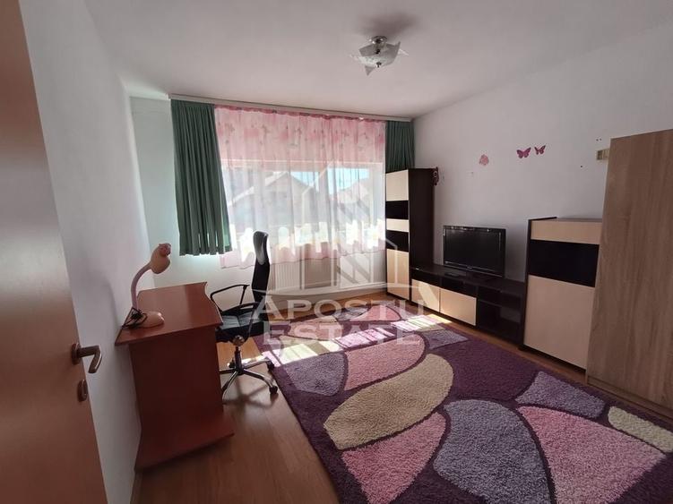 Casa pe 2 nivele cu curte proprie si terasa, garaj, Pet frendly - 11