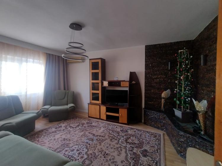 DACIA APARTAMENT CU 3 CAMERE DECOMANDAT LIBER ST 70 MP PRET 115000 EURO - 3