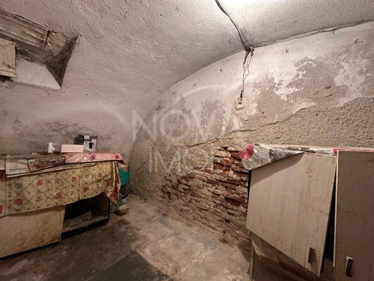 Apartament 2 camere + teren + garaj, Str. 9 Mai - 8