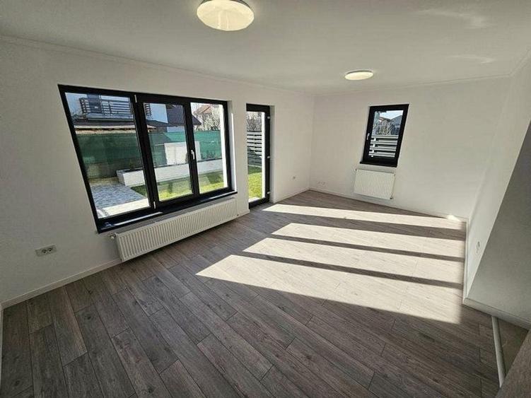 Particular Glina de vanzare vila noua 4 camere - 23