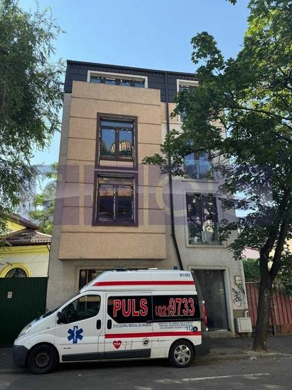 CASA DE VANZARE -S+P+3E - ZONA DOROBANTI - 5