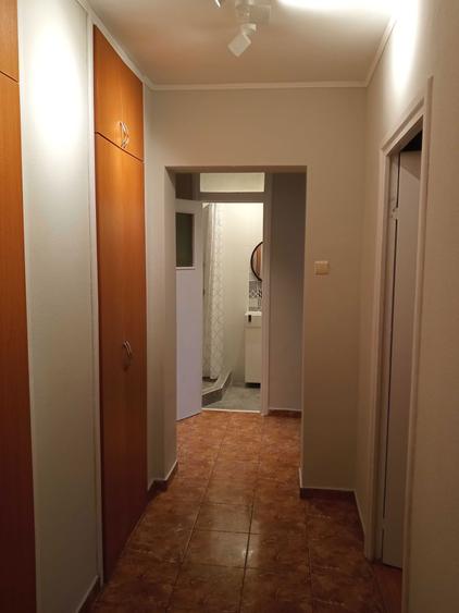 Vanzare apartament 3 camere, Teiul Doamnei, et. 3, an 1983, 71 mp - 2