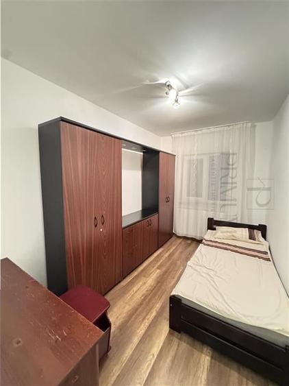 LIPOVEI - 3 CAMERE - DECOMANDAT - ETAJUL 2 - CENTRALA PROPRIE - 3