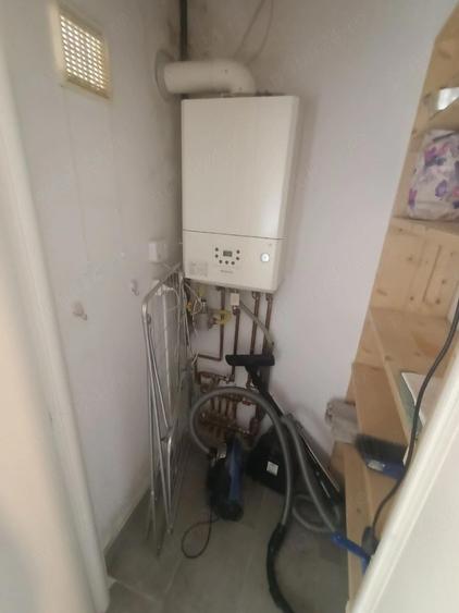 Cu Centrala,In Complexul Studen?esc,Langa Stadionul Poli si Langa Novatim,Liber,380 E - 3