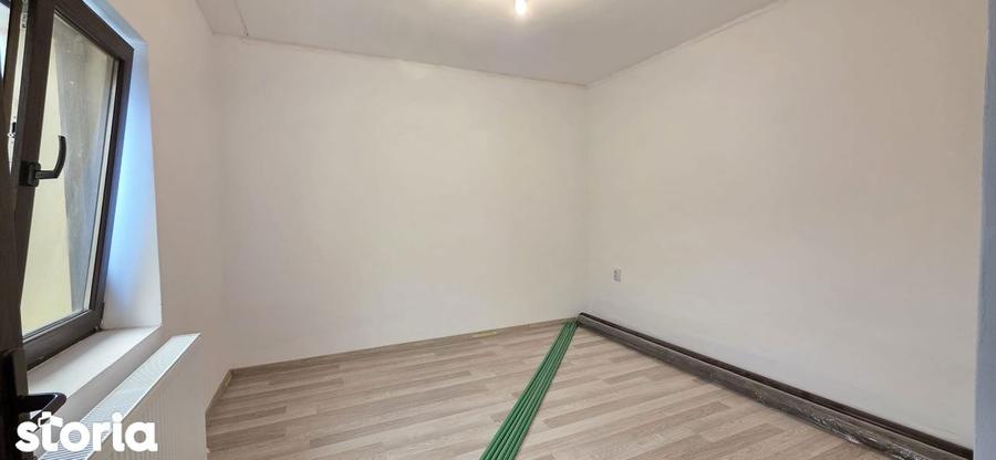 Medeea Casa cu 5 camere Teren 220 mp. ideal locuinta sau sediu firma ! - 7
