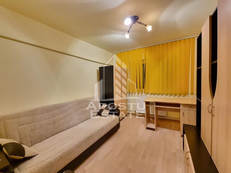 Apartament cu 3 camere, decomandat, centrala proprie, AC, zona Lunei - 7