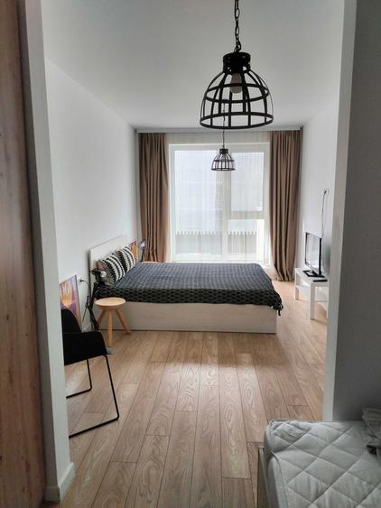 Apartament cu 2 camere semidecomandat, mobilat în Pipera