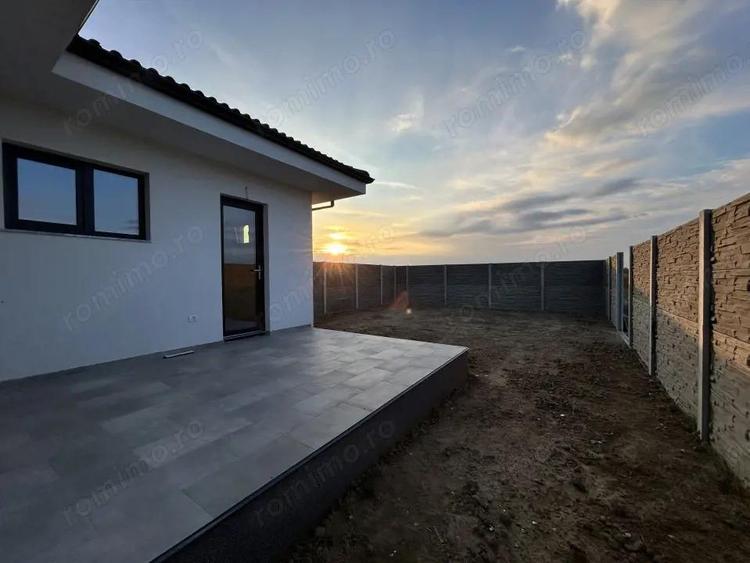 Duplex 3 camere, 89mp utili + 14mp terasa, 297mp teren in Mosnita Noua - 7