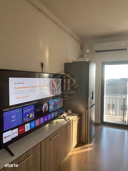 Apartament cu 3 camere decomandat în Cetate