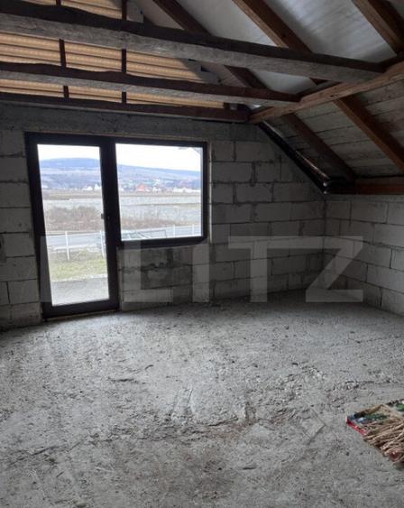 Casa la ro?u Mana?turel ,teren generos,priveli?te pano - 5