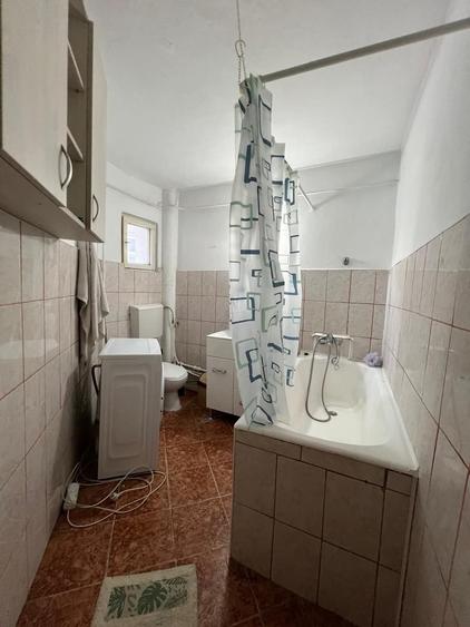 Apartament 3 camere, decomandat | Pacurari-str. Neculau | 64mp, bloc 1982 - 9