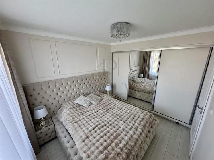 GIROC - 2 CAMERE - DECOMANDAT - LUX - POD PROPRIU - 1