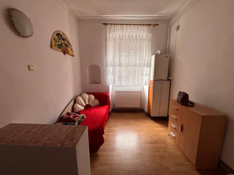 2 camere Piata Brasaai-Centrul Istoric - 9