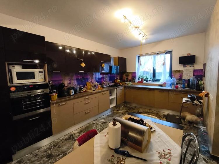 Vand vila 6 camere - 9