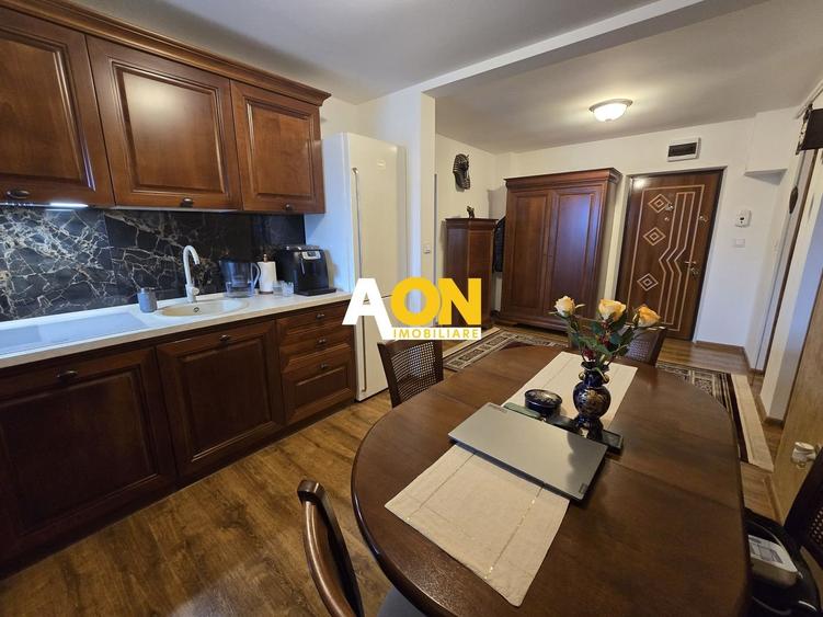 Apartament 2 Camere M-uri, Vedere spre Catedrala, Complet Renovat - 3