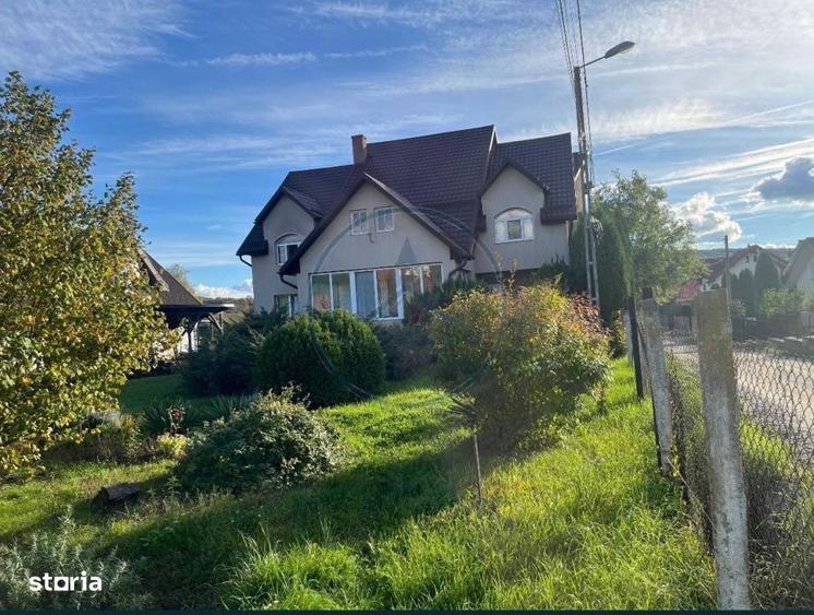 Casa spatioasa + teren intravilan-Sigmir-275 mp utili-teren 3300mp - 2