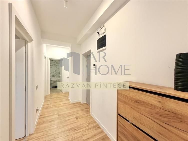 Apartament cu 3 camere decomandat, mobilat în Mărășești