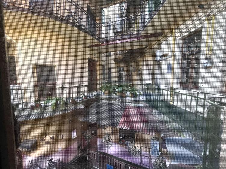 Apartament spațios, decomandat,  Neptun - 22