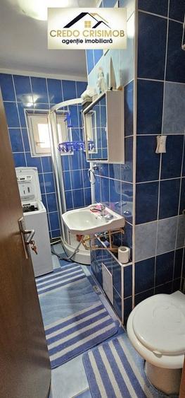 Vand apartament 4 cam cf 1 decomandat etajul 2 zona Micro 4 - 3