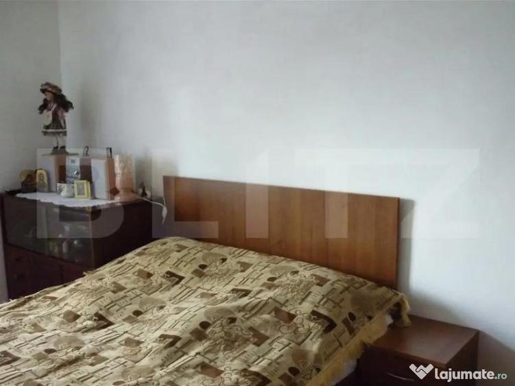 Apartament de vanzare, 4 camere, 100 mp, zona Vama, Suceava - 1