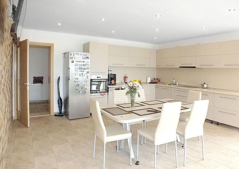 Detine Teren 1000 mp