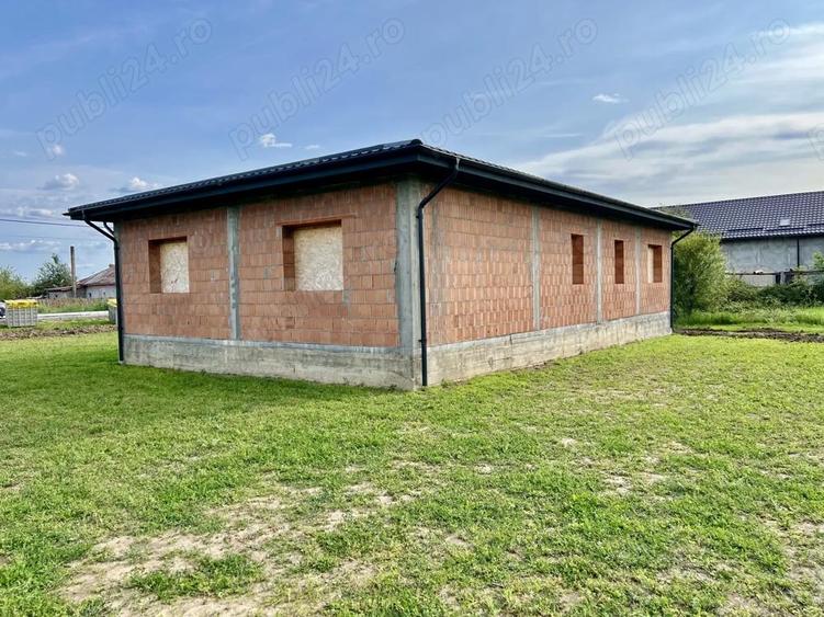 Casa de vanzare in zona linistita a Satului Milesti, Simnicu de Sus - 1