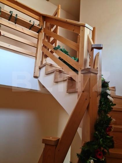 Vila D+P+M cu teren generos de 1000mp si vedere panoramica ! - 6