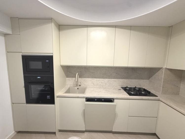 Apartament 3 camere Cortina North - 4