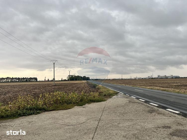 Teren de 27882 mp, în Dor Mărunt