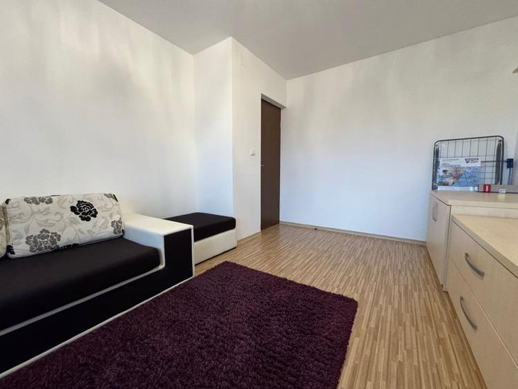 Apartament spatios 2 camere, decomandat, 49 mp - Soarelui - 2
