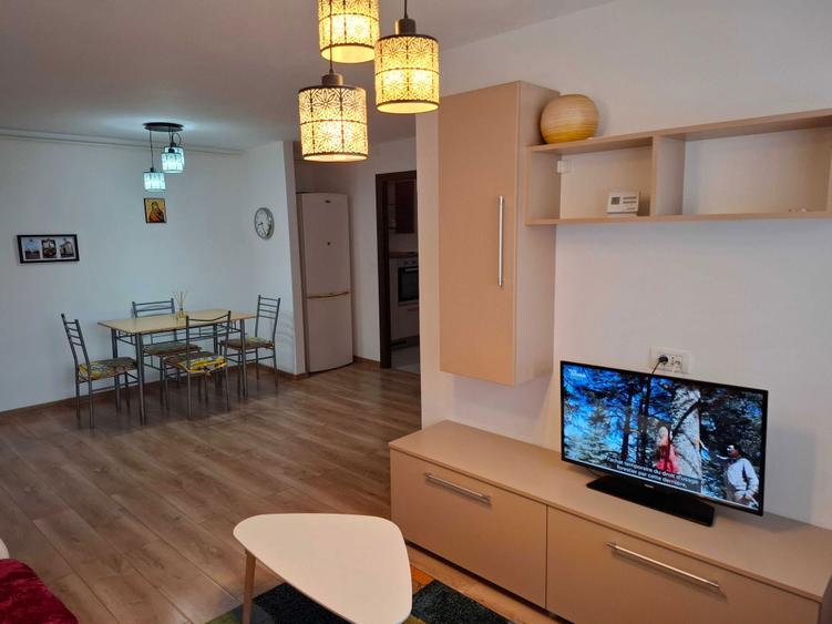 Inchiriez apartament 2 camere - 6