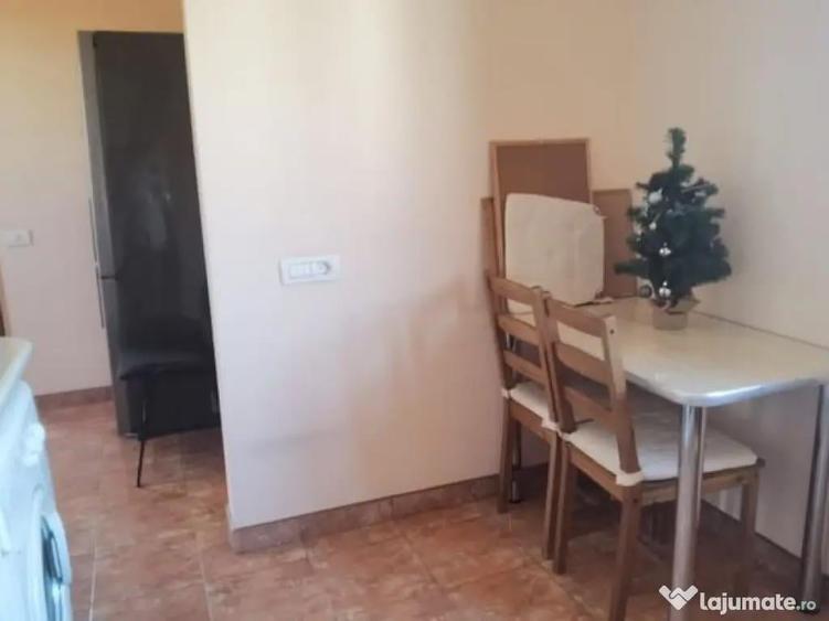 Ca?in, Apartament 5 camere, renovat recent, vila - 1