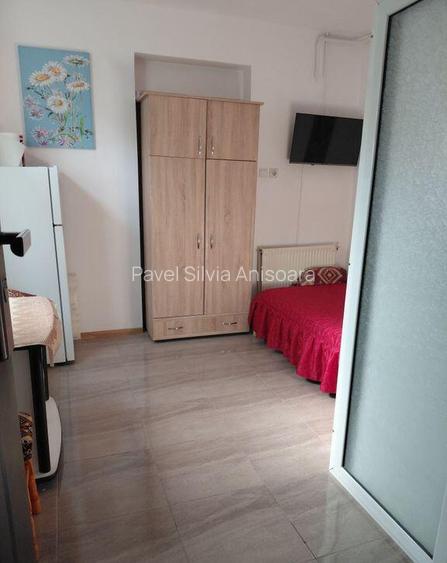 Apartament 1 camera la curte ,str. Traian