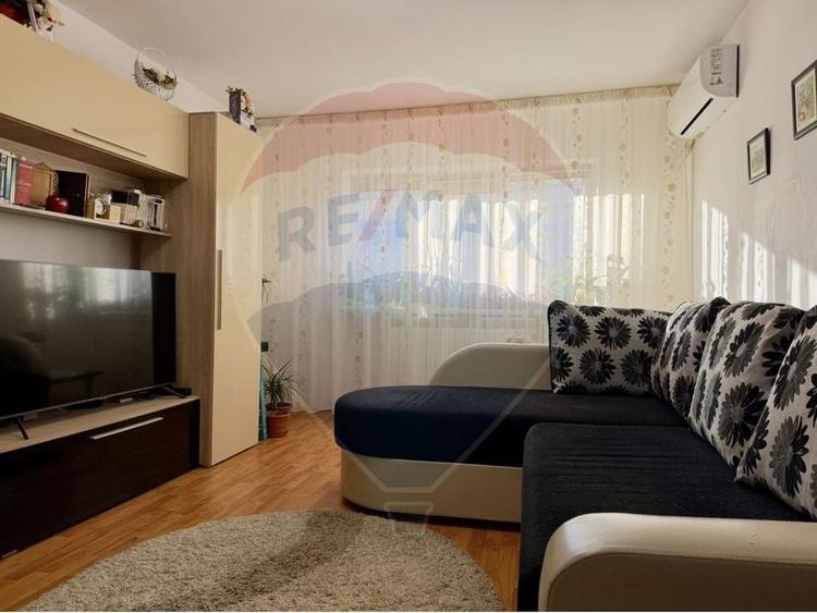 Apartament cu 2 camere de vânzare, etaj 3- zona Nord - 3