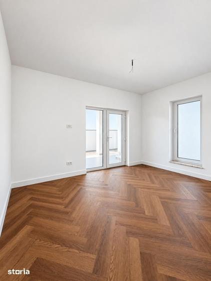Casă cu 4 camere cu Teren 376 Mp în Cetate