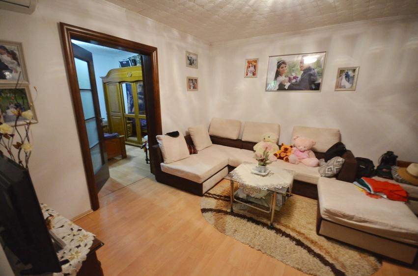 Casa din caramida, Parter + Pod - Dobroesti - 1