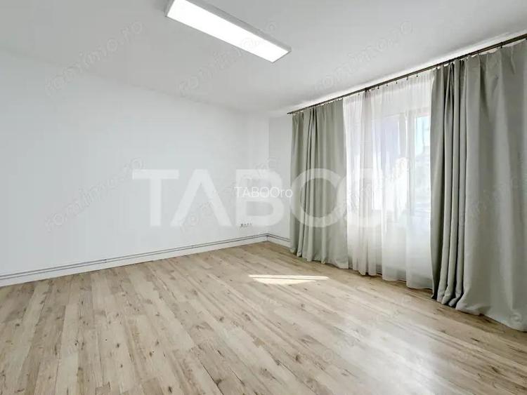 Apartament cu 2 camere decomandate centru langa parcul Sub Arini