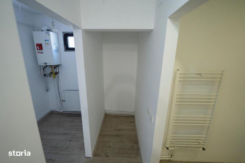 Spatiu comercial in statia de autobuz, stradal cu teren ! - 1