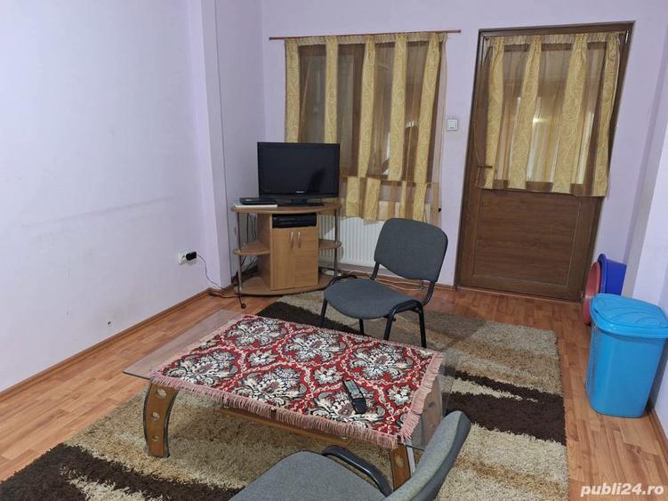 Inchiriez 1 camera + baie + bucatarie la curte - 8