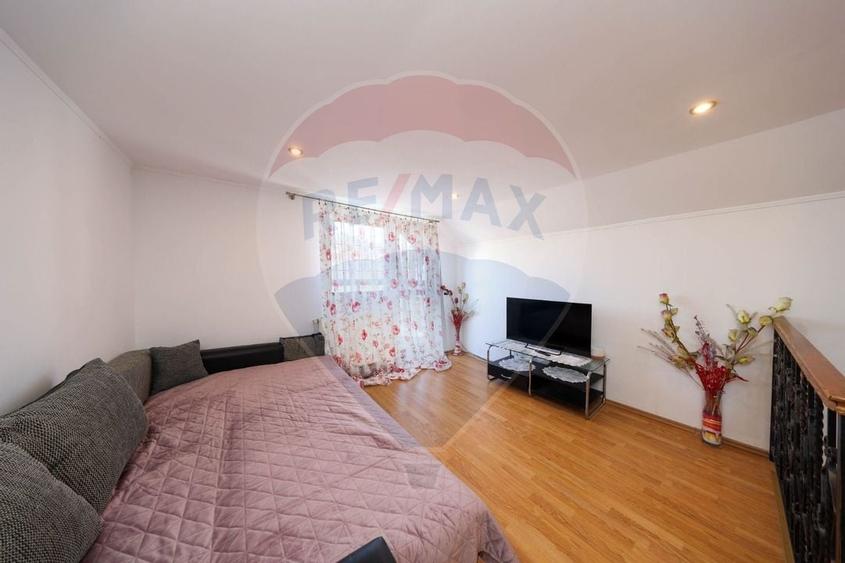 Casă individuala cu 6 camere - 20