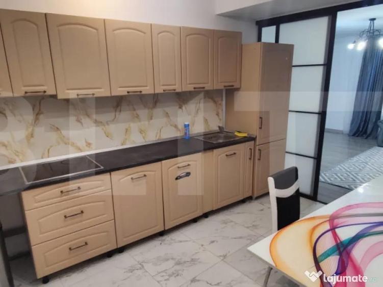 Inchiriez vila cu 5 camere - 4