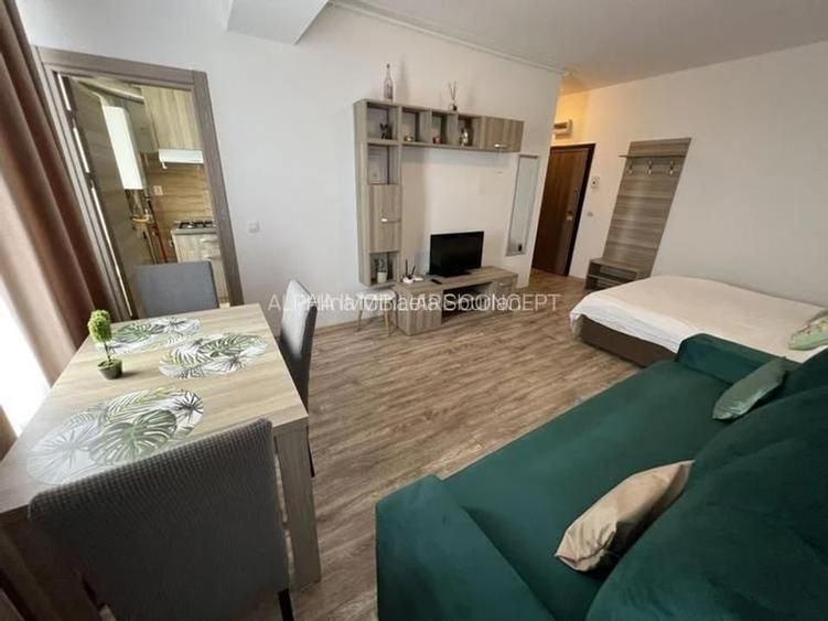 Mamaia Summerland  -  garsonieră decomandata  31 mp cu balcon