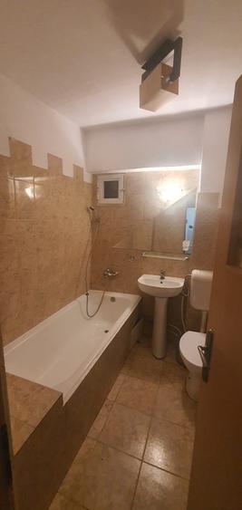 Apartament 3 camere, decomandat, Nicolina - Prima statie! 70mp! - 5