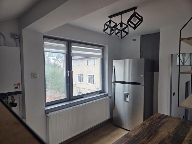 Apartament 3 camere zona centrala - 8