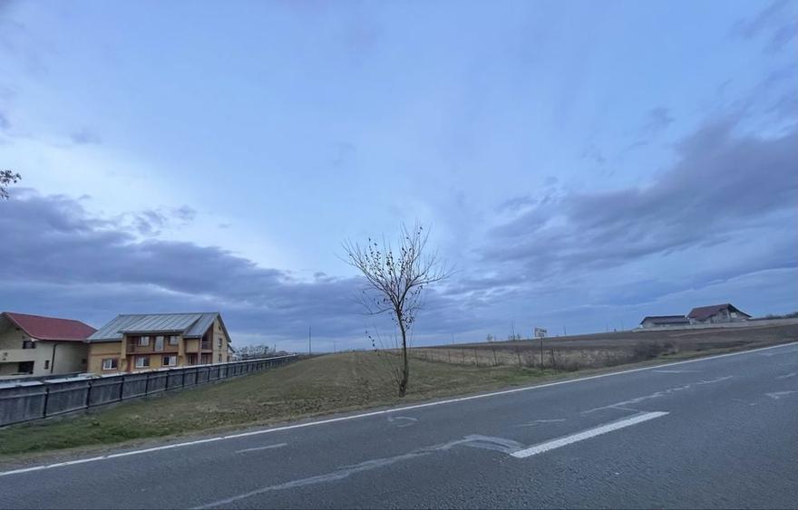 Vand teren extravilan - intravilan 4500 mp2 - 3