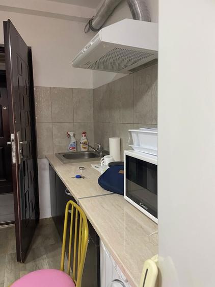 Inchiriez garsoniera comfort 3 bloc renovat ! - 4