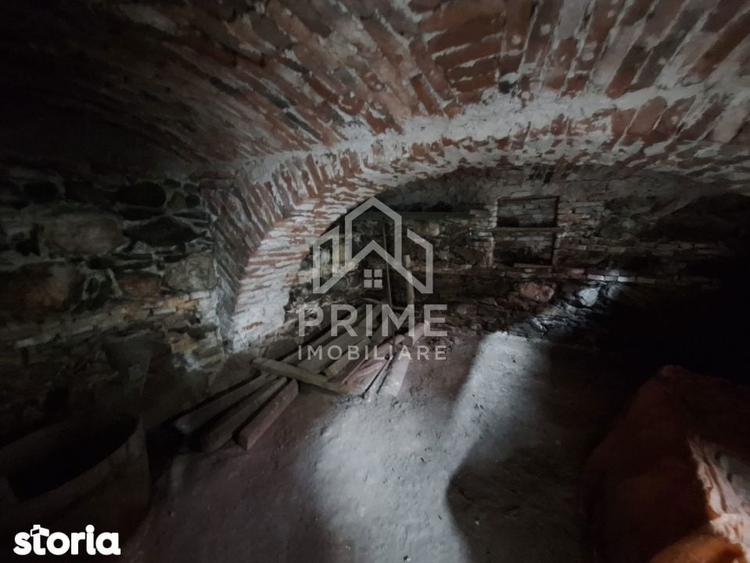 Casa de vanzare in Vinerea (Cugir) ideala pentru renovare - 2