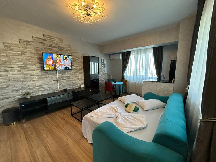 Apartament cu 2 camere semidecomandat în Central