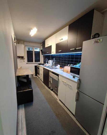 Apartament 3 camere, semidecomandat - zona Astra - 13